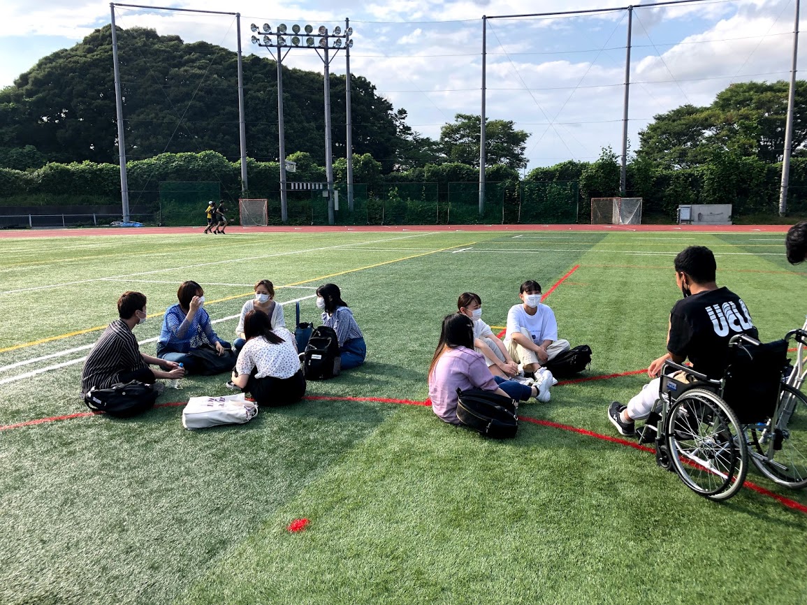 【教員より】青空教室によるゼミがおこなわれました